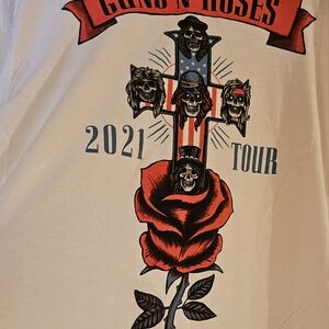 Guns & Roses Unisex Tee Shirt 21" P2P